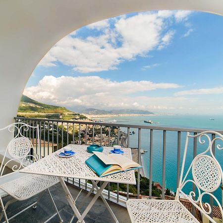 הוילה Vietri Panoramic Amalfitan Coast Hideaway מראה חיצוני תמונה