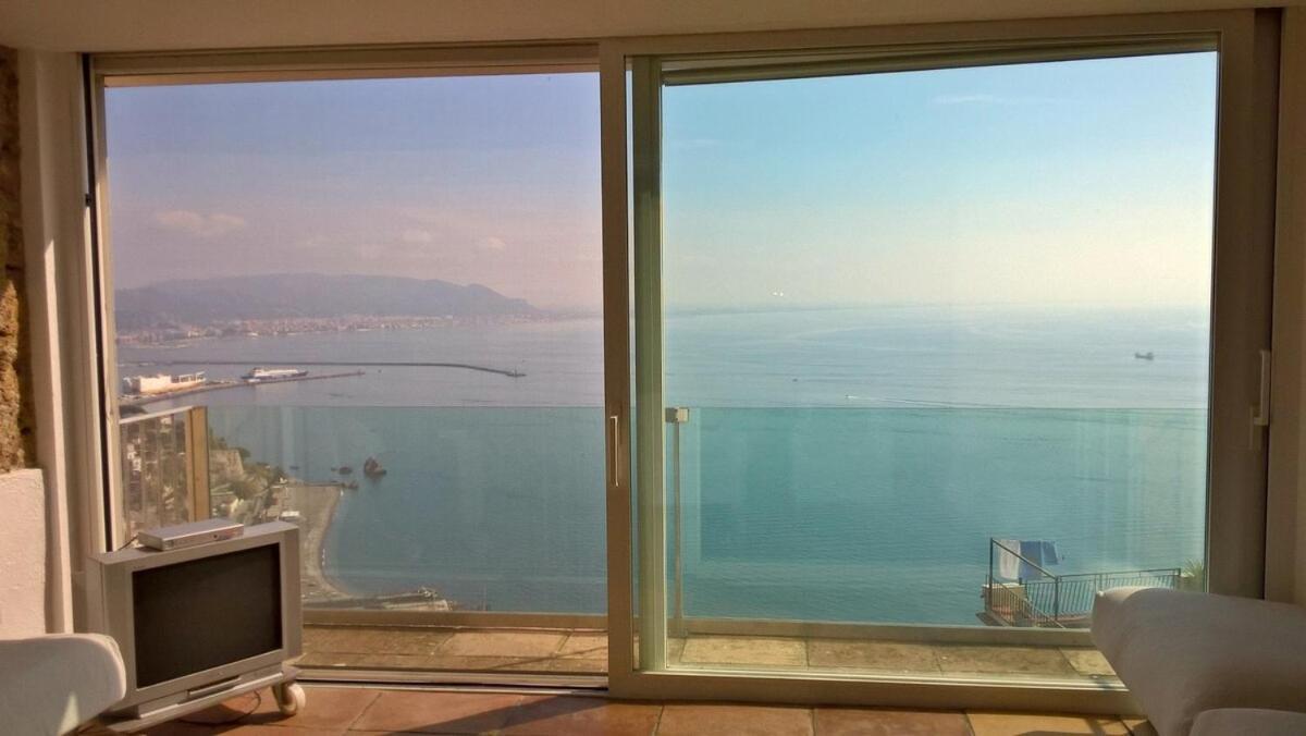 הוילה Vietri Panoramic Amalfitan Coast Hideaway מראה חיצוני תמונה