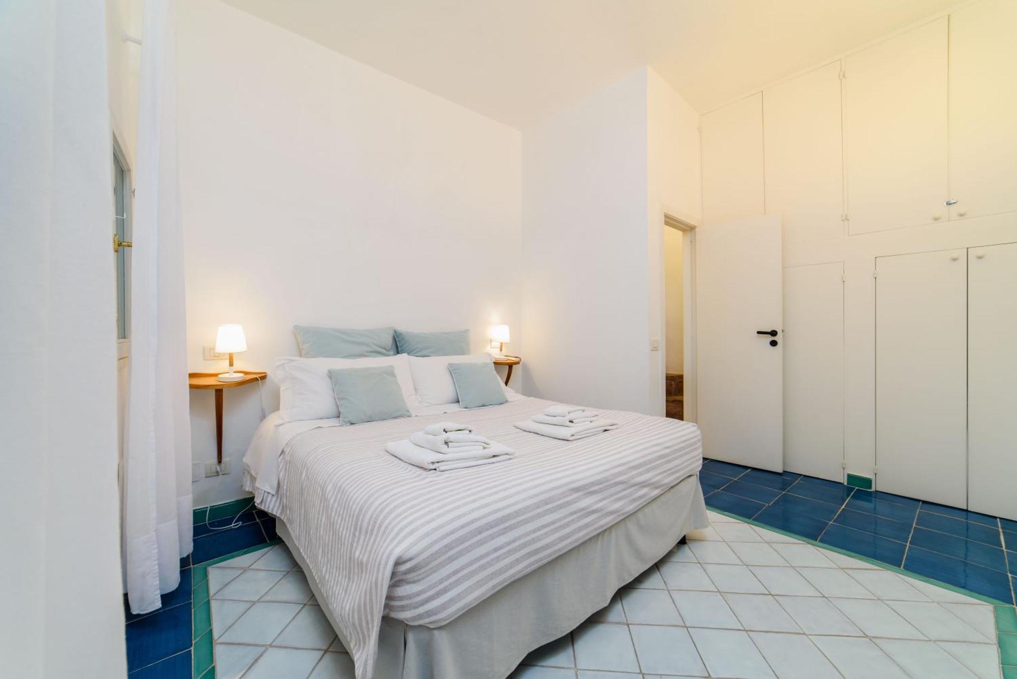 הוילה Vietri Panoramic Amalfitan Coast Hideaway מראה חיצוני תמונה